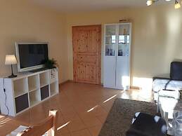 Siems Modern Retreat