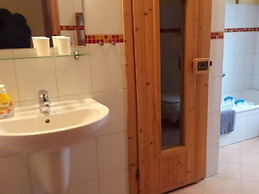 Siems Modern Retreat