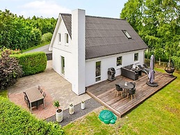 8 Person Holiday Home in Hadsund