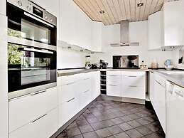 8 Person Holiday Home in Hadsund