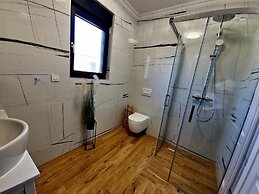 Villa With Swimming Pool and Fenced Garden