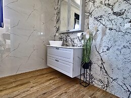 Villa With Swimming Pool and Fenced Garden