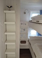 Houseboat Comfortable Vacation Home