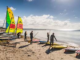 Houseboat Comfortable Vacation Home