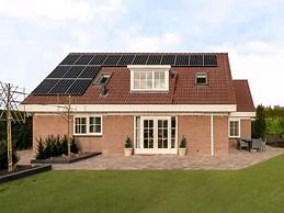 Villa With Garden Near Zeewolde