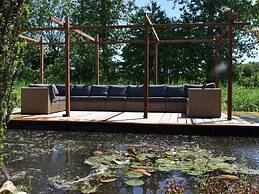 Villa With Garden Near Zeewolde