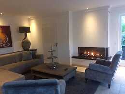 Villa With Garden Near Zeewolde