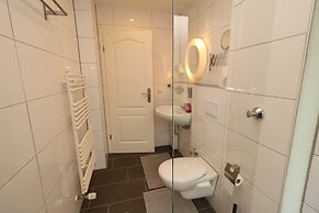 Charming Apartment in Essen With Terrace