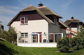 Modern Villa in Makkum With Garden