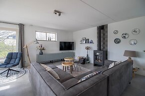 Modern Villa in Makkum With Garden