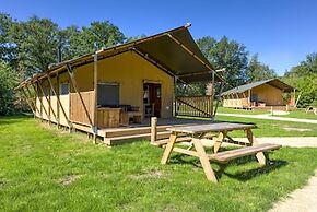 Chic Glamping Escape With Pool
