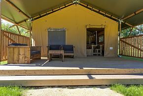 Chic Glamping Escape With Pool
