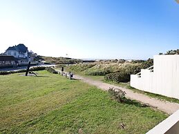 Hotel Fano With Free Access to Park