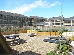 Hotel Fano With Free Access to Park