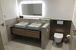 Penthouse Moselle Jewel I