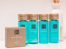 Cozy Holiday Home With hot tub on Texel