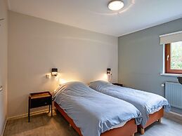 Cozy Holiday Home With hot tub on Texel