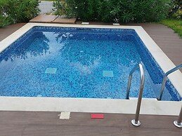 Korell 2 Modern Retreat
