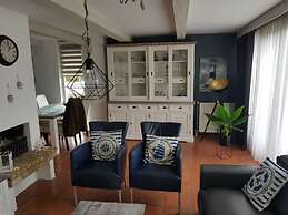Korell 2 Modern Retreat