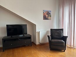 Shared Holiday in two Separate Flats