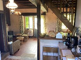 Charming Holiday Home With Private Garden