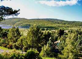 Charming Home by River Allier Hiking Trails
