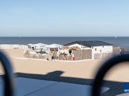 Blomme 0103 Apartment on the Seafront