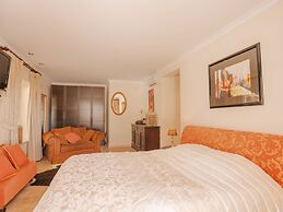 Belvilla by OYO Villa Nancy