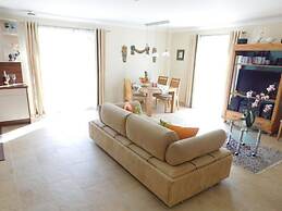 Holiday Apartment at the Rose Garden
