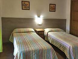 Luxury Villa in Sayalonga With Private Pool