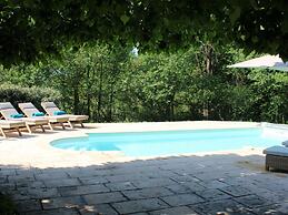 Cosy Holiday Home With Pool in Callian
