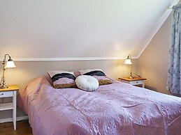 9 Person Holiday Home in Hallevadsholm-by Traum
