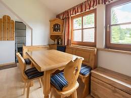 Holiday Apartment in Mariapfarr Near ski Area