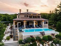 Villa Terra Comfortable Holiday Residence