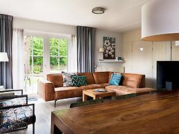 Villa Near the Water With Sauna, spa and Sloop