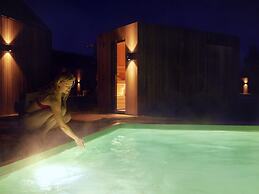 Lush Holiday Home With Private Pool