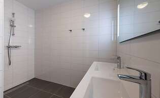 Apartment With Beautiful Views