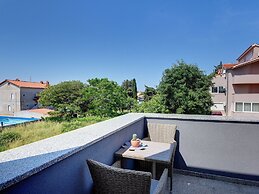 Spacious Home With Large Roof Terrace