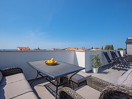 Spacious Home With Large Roof Terrace