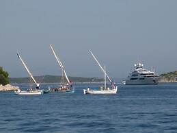 Apartments Paula - One Bedroom Apartment With Terrace 3