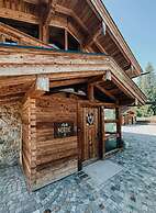 Chalet Nordic Modern Retreat