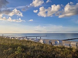 Holiday Apartment With the Sound of the sea