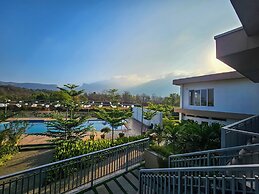 Riverain Valley Resort