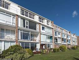 Apartment in Nieuwpoort With sea View