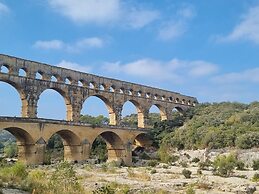 Scenic Villa With View of the Gardon River