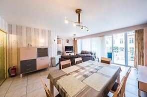 Apartment With 2 Bedrooms and Large Terrace