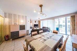 Apartment With 2 Bedrooms and Large Terrace