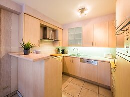 Apartment on the First Floor for Family