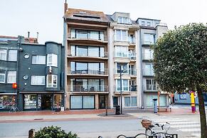 Apartment With 2 Bedrooms and Large Terrace