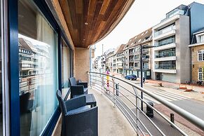 Apartment With 2 Bedrooms and Large Terrace